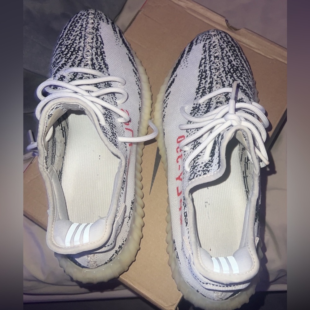 Yeezy 350 zebra! No box!